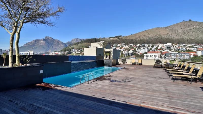 Cape Royale Luxury Suites