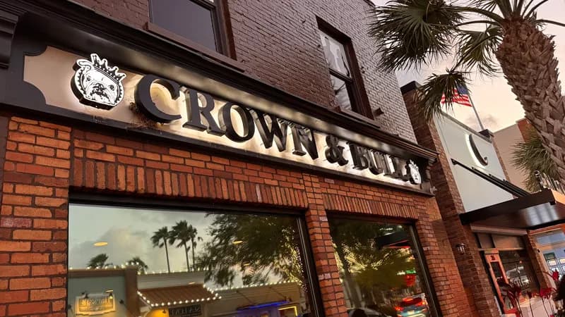 Crown and Bull