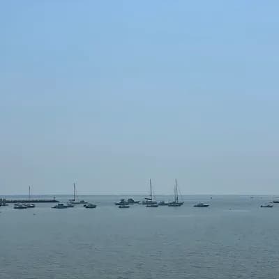 Boatslip Resort & Beach Club