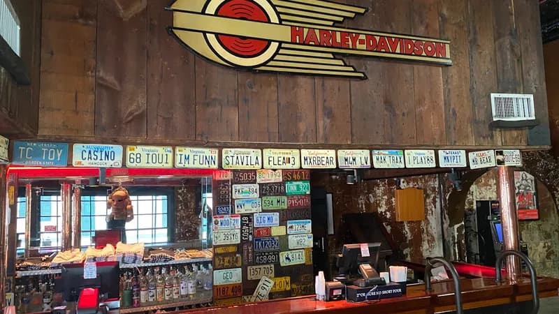 Rawhide Lounge