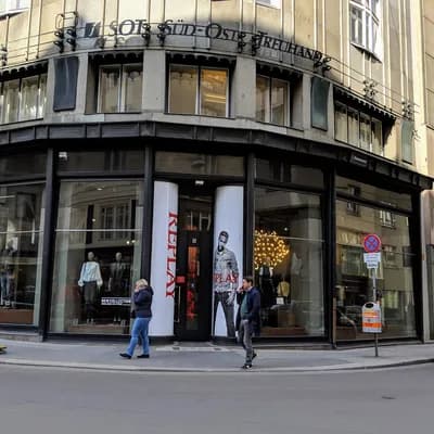Replay Store | Wien