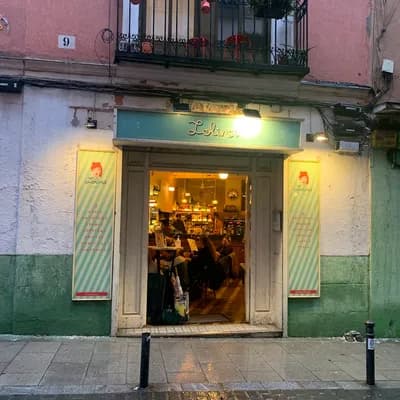 Lolina Vintage Café