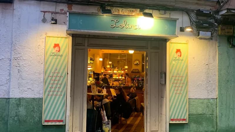 Lolina Vintage Café