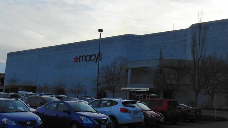 Emerald Square Mall