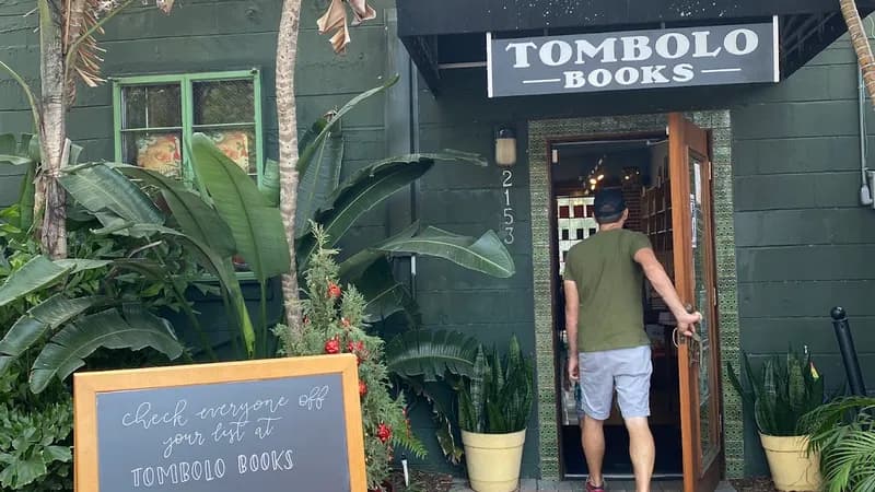 Tombolo Books