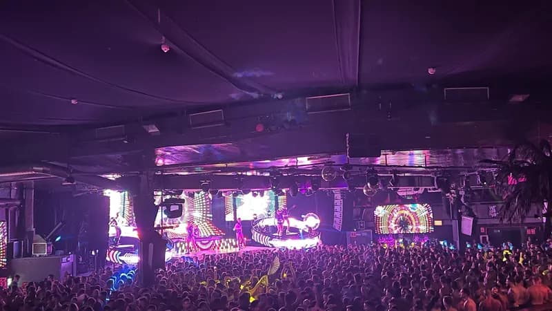 Sala La Riviera