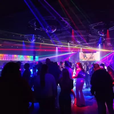 Play Dance Bar