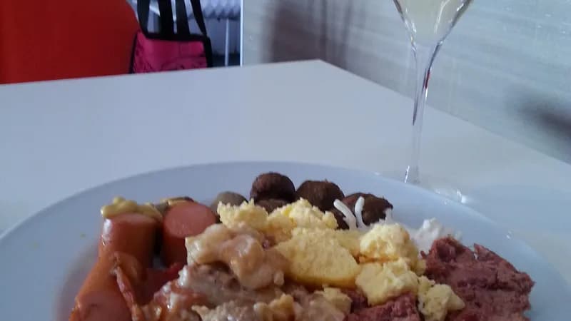 G Lounge Skybar & Club