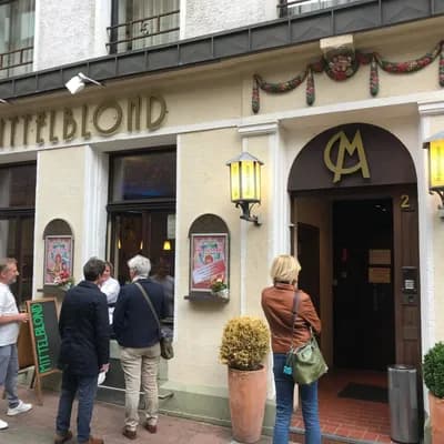 Mittelblond Kulturkneipe