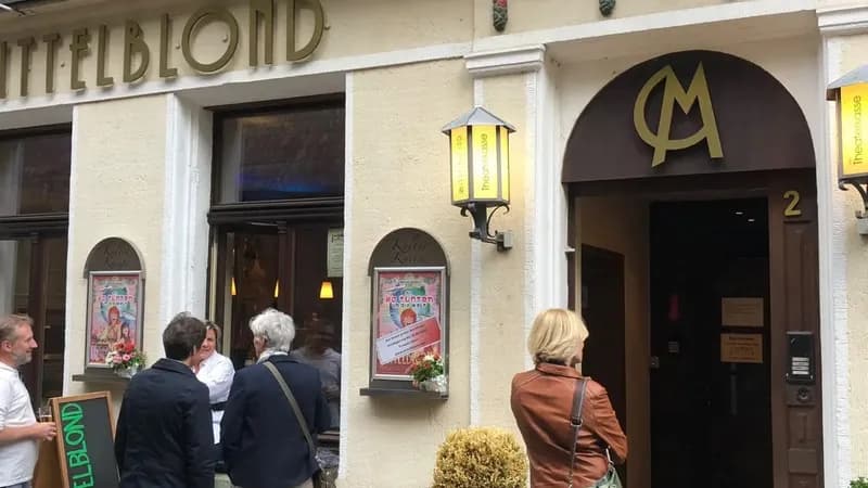 Mittelblond Kulturkneipe