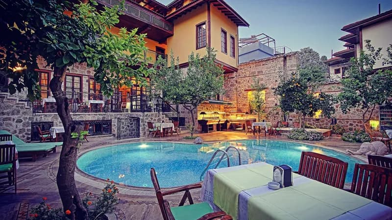 La Paloma Hotel