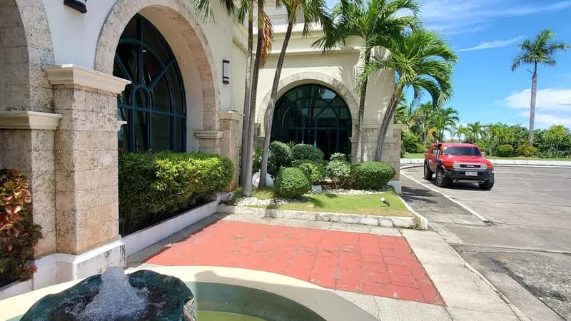 Waterfront Airport Hotel & Casino Mactan