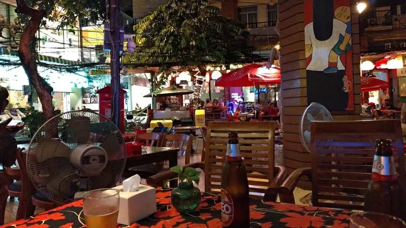 Bai Bua
