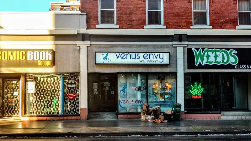 Venus Envy Warehouse