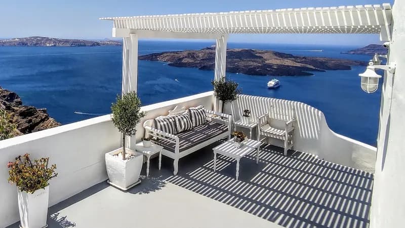 Kamares Apartments