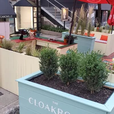 Cloakroom Bar