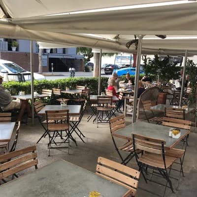 Zinc Café & Bar