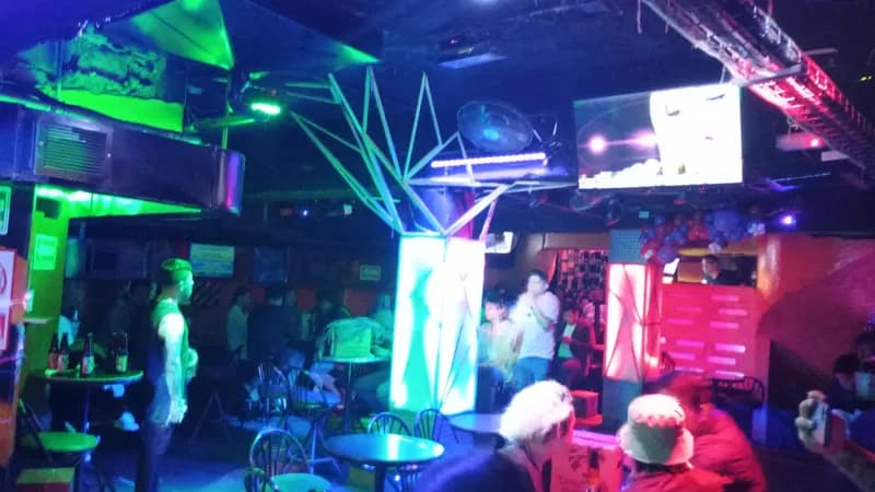 Workshop Bar
