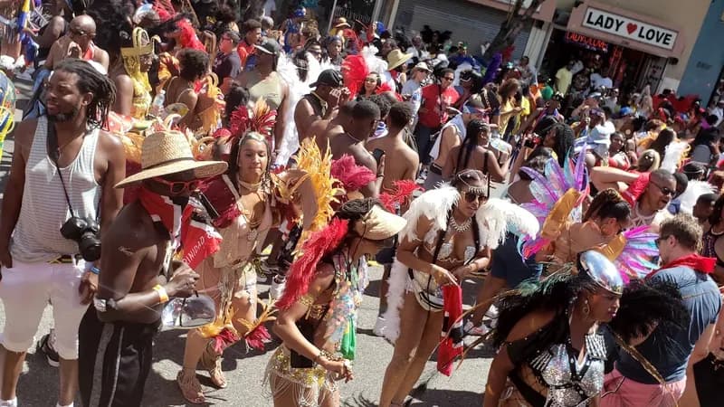 Hollywood Carnival