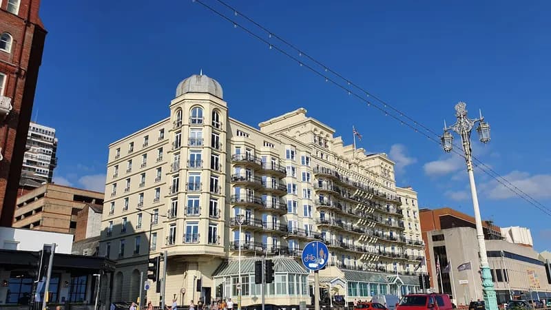 Grand Hotel