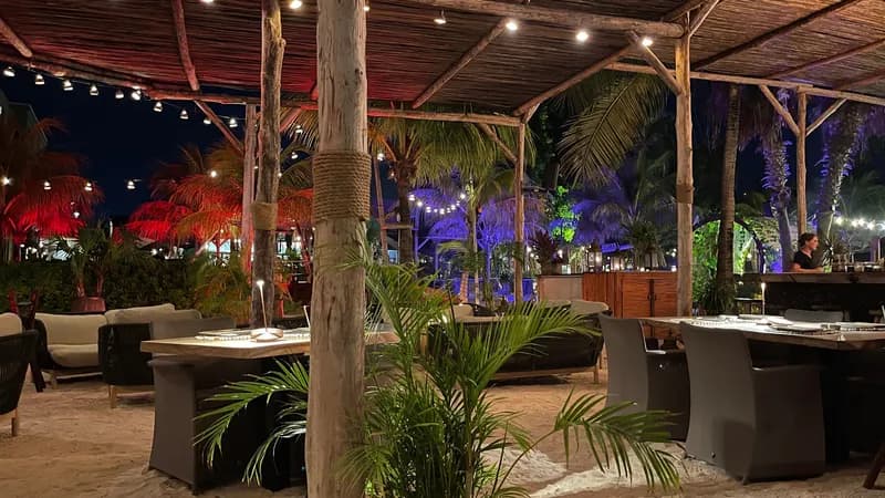 MOOD Beach Curacao