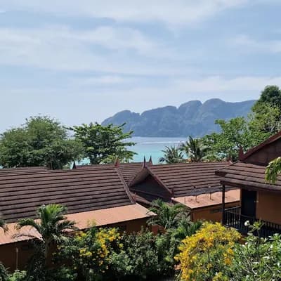 Phi Phi Long Beach Resort & Villa