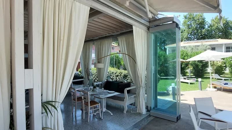 Mandraki Village boutique hotel