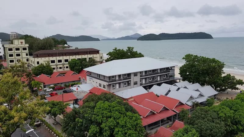 Royal Agate Beach Resort