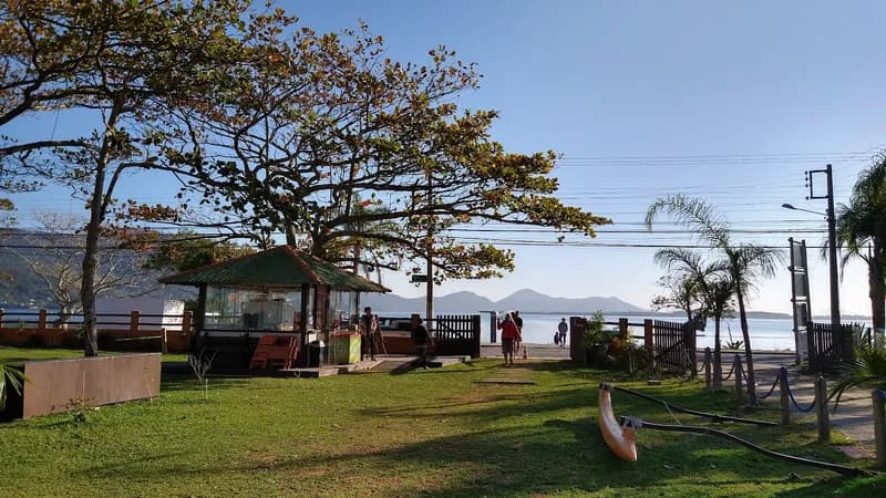 Aldeia da Conceição / windsurf / canoagem havaiana / iatismo
