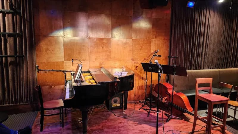 Davenport's Piano Bar and Cabaret