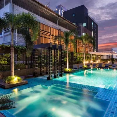 Solitaire Bangkok Sukhumvit 11