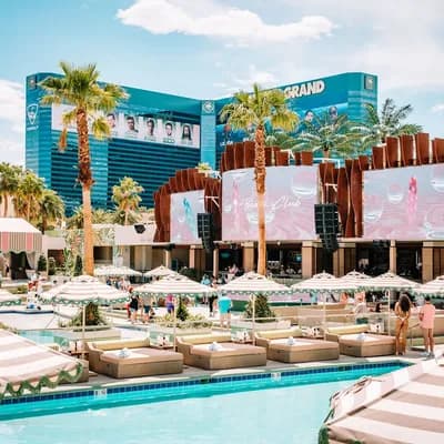 Wet Republic Ultra Pool