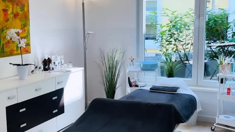 Men‘s Care Frankfurt - Kosmetik, Massage, Dauerhafte Laser Haarentfernung, Fußpflege & Maniküre für Männer