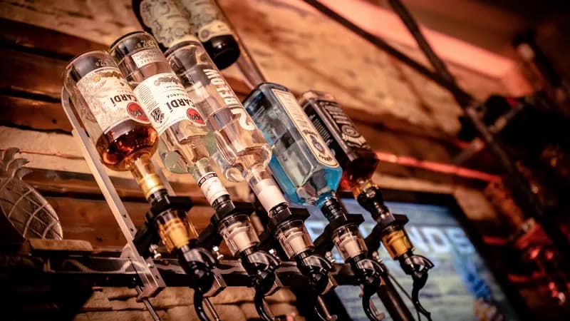 FRIENDS Bar