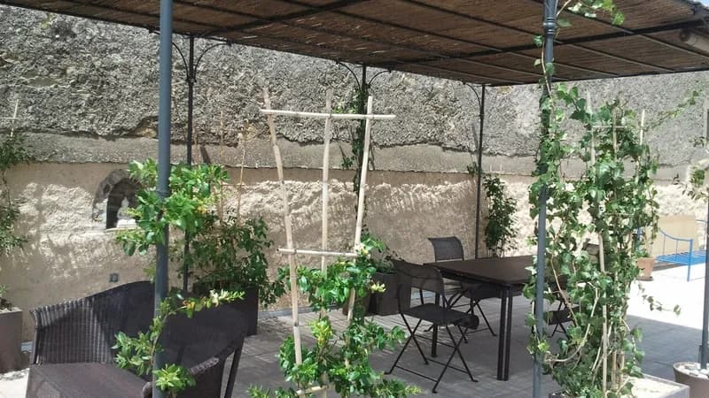 Guesthouse Sandeh
