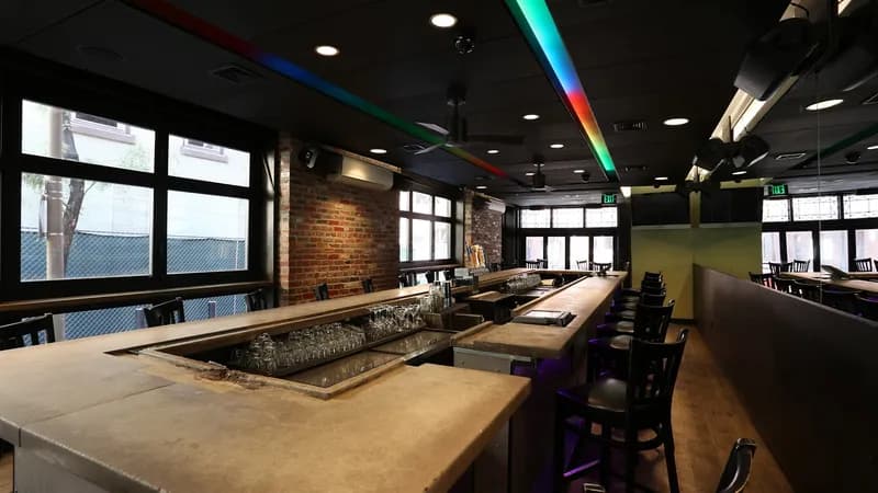 U Bar