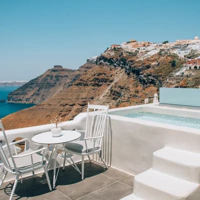 Athina Luxury Suites
