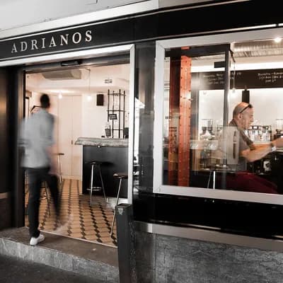 Adrianos Bar & Café