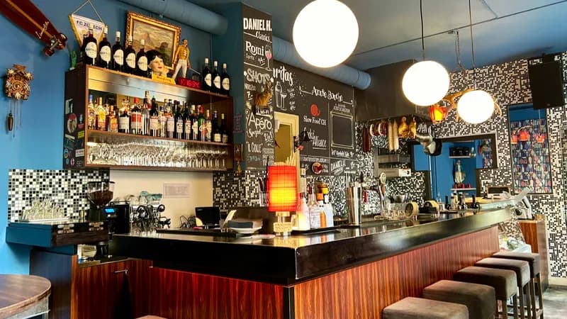 Daniel H. Bar & Restaurant