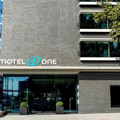 Hotel Motel One Stuttgart-Hauptbahnhof