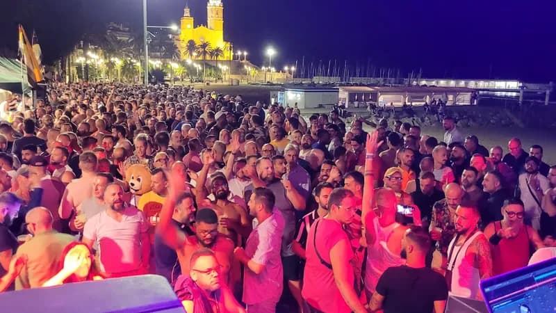 BEAR VILLAGE (Bears Sitges)