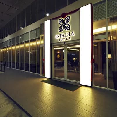 Estadia Hotel