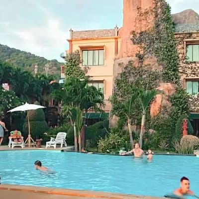 Friendly Resort