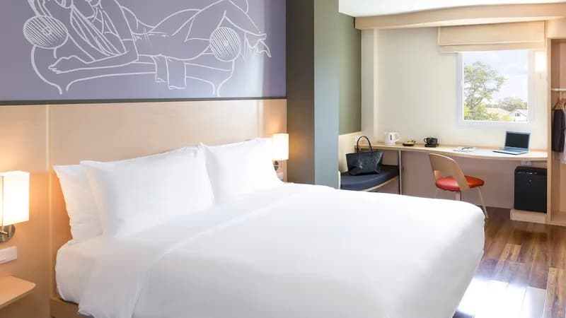 Ibis Vientiane Nam Phu