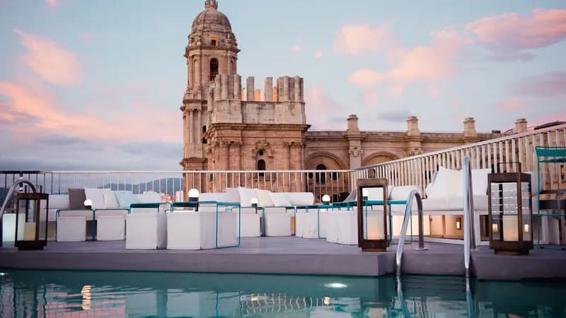 Hotel Molina Lario