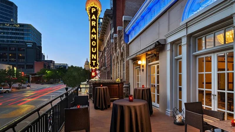 The Royal Sonesta Stephen F. Austin Hotel