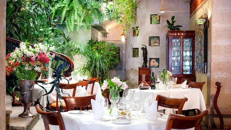 TRIO RESTAURANT