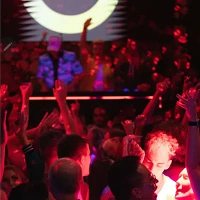 London Pub & Club