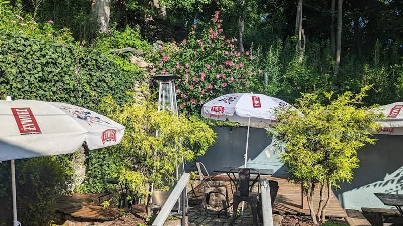 The Hill Beer & Wine Garden