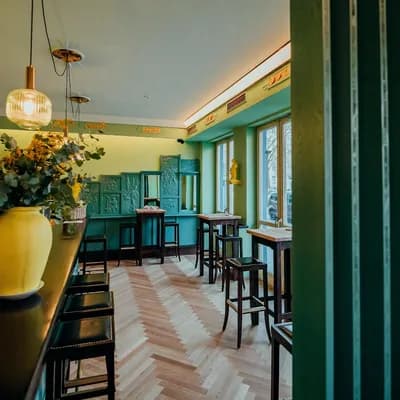 Fesch Wirtshaus und Stehausschank